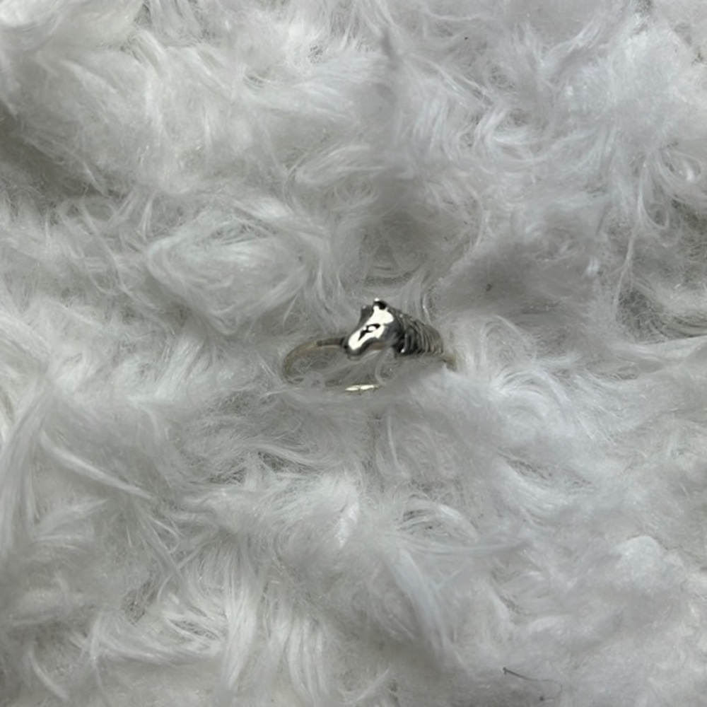 Sterling silver, horse head, delicate ring. 6 1/2.